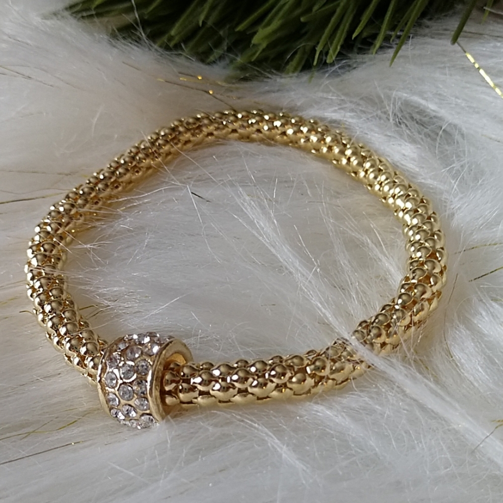 Gold tone bracelet - Picture 6 of 7
